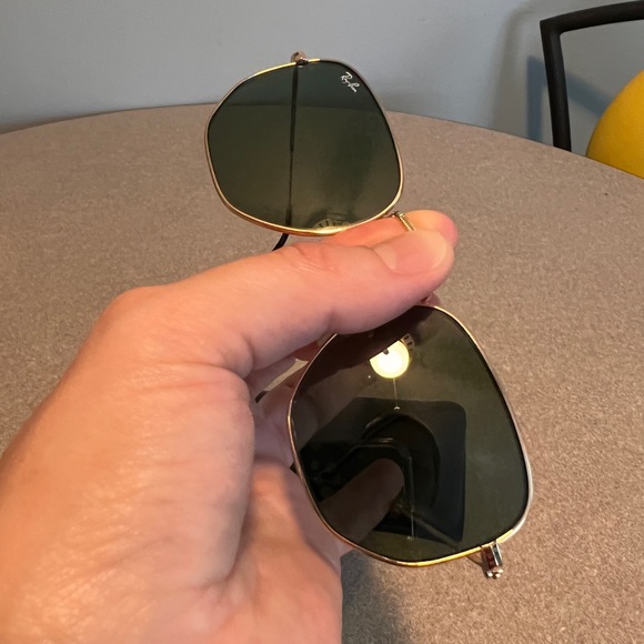 Ray Ban sunglasses - Picture 3 of 4